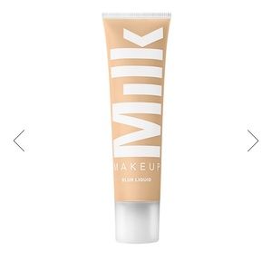 MILK Makeup BLUR LIQUID MATTE FOUNDATION~ Med lite